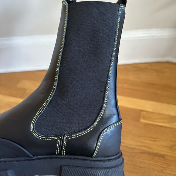 Ganni Leather Chelsea Boots (size US 9/EU 40) - Picture 4 of 4